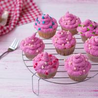 Learn how a gold metal cupcake stand enhances the aesthetic of your baked goods and serves as a stylish centerpiece for any occasion.